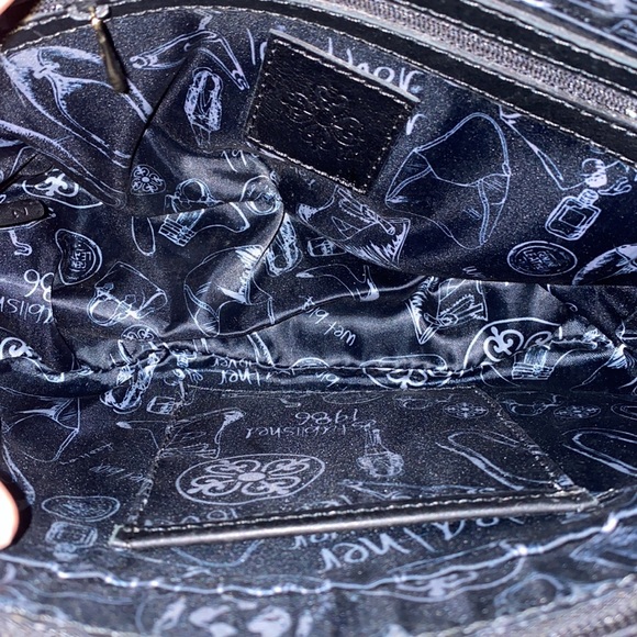 Vélez Black Leather Satchel - Picture 2 of 4